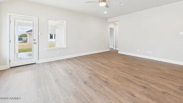 $302,500 | 206 Cypress Falls, Broussard, LA 70518