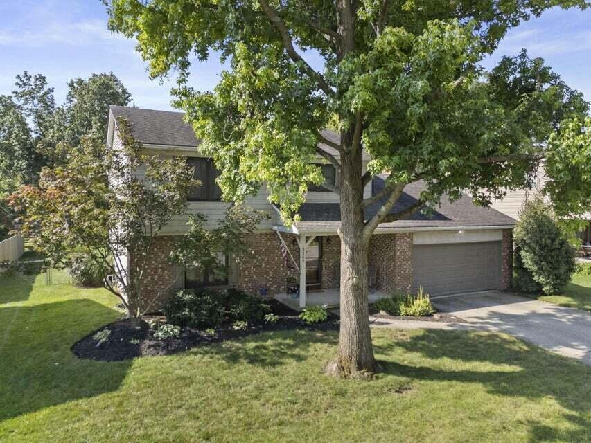 3259 Smiley Road Columbus, OH 43221 - Photo 3 of 37 Front