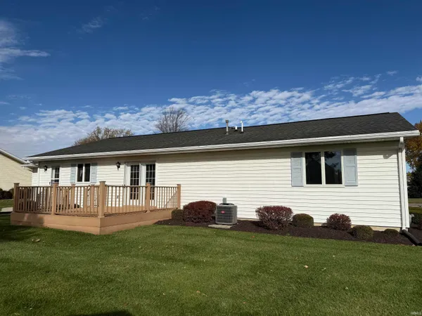 $320,000 | 1346 Stuckistrassee Street, Berne, IN 46711