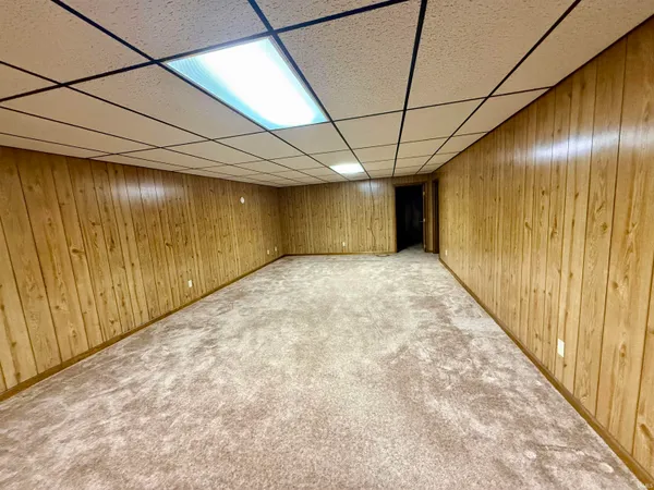 $320,000 | 1346 Stuckistrassee Street, Berne, IN 46711