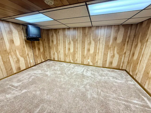 $320,000 | 1346 Stuckistrassee Street, Berne, IN 46711