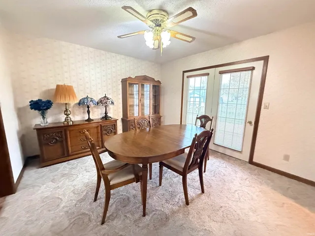 $330,000 | 1346 Stuckistrassee Street, Berne, IN 46711