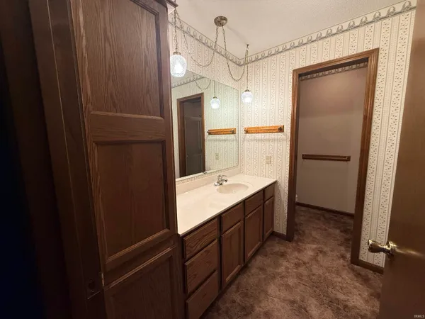 $320,000 | 1346 Stuckistrassee Street, Berne, IN 46711