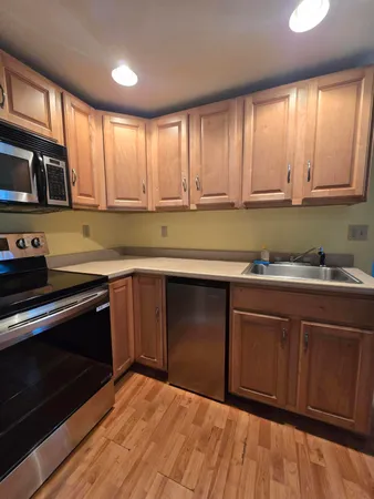 $279,000 | 292 Route 28, Unit 7, Harwich Port, MA 02646