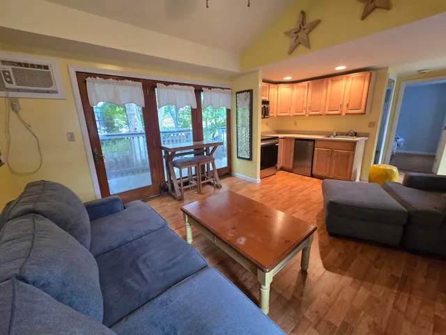 $279,000 | 292 Route 28, Unit 7, Harwich Port, MA 02646