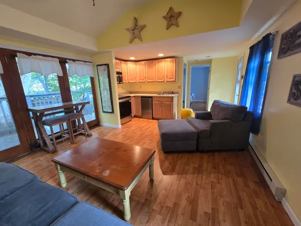 $279,000 | 292 Route 28, Unit 7, Harwich Port, MA 02646