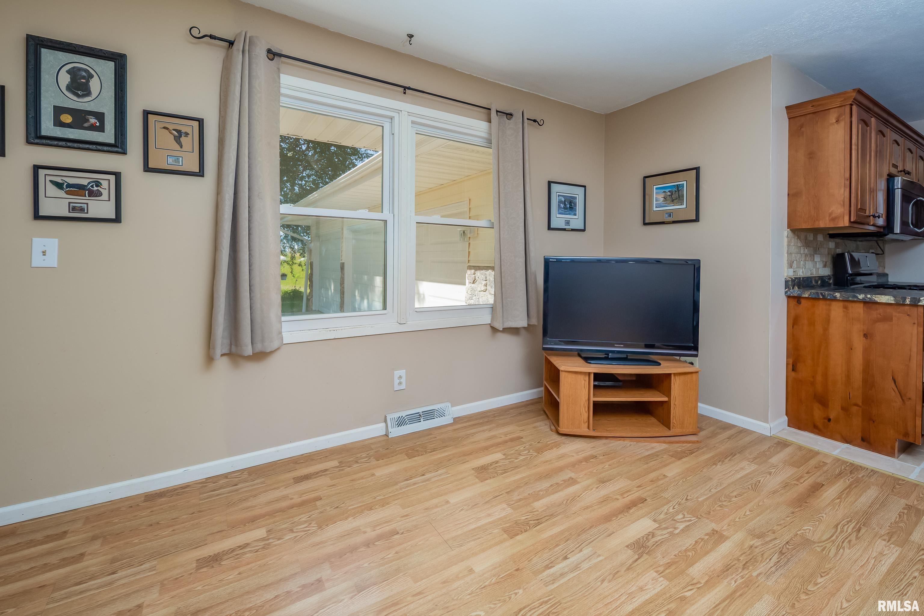 9711 106th Avenue West Taylor Ridge, IL 61284 - Photo 16 of 41 Gallery Image 16