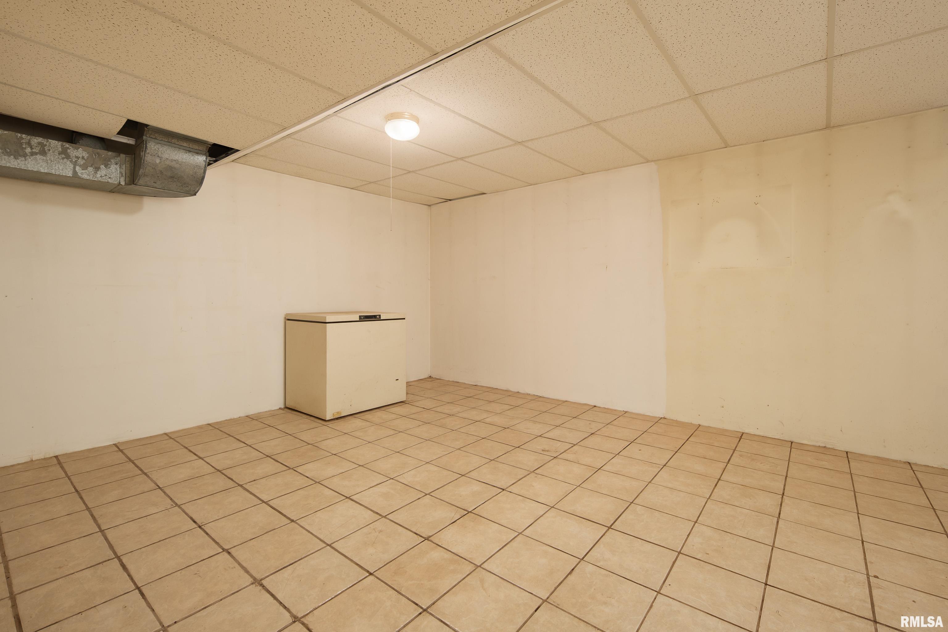 9711 106th Avenue West Taylor Ridge, IL 61284 - Photo 32 of 41 Gallery Image 32