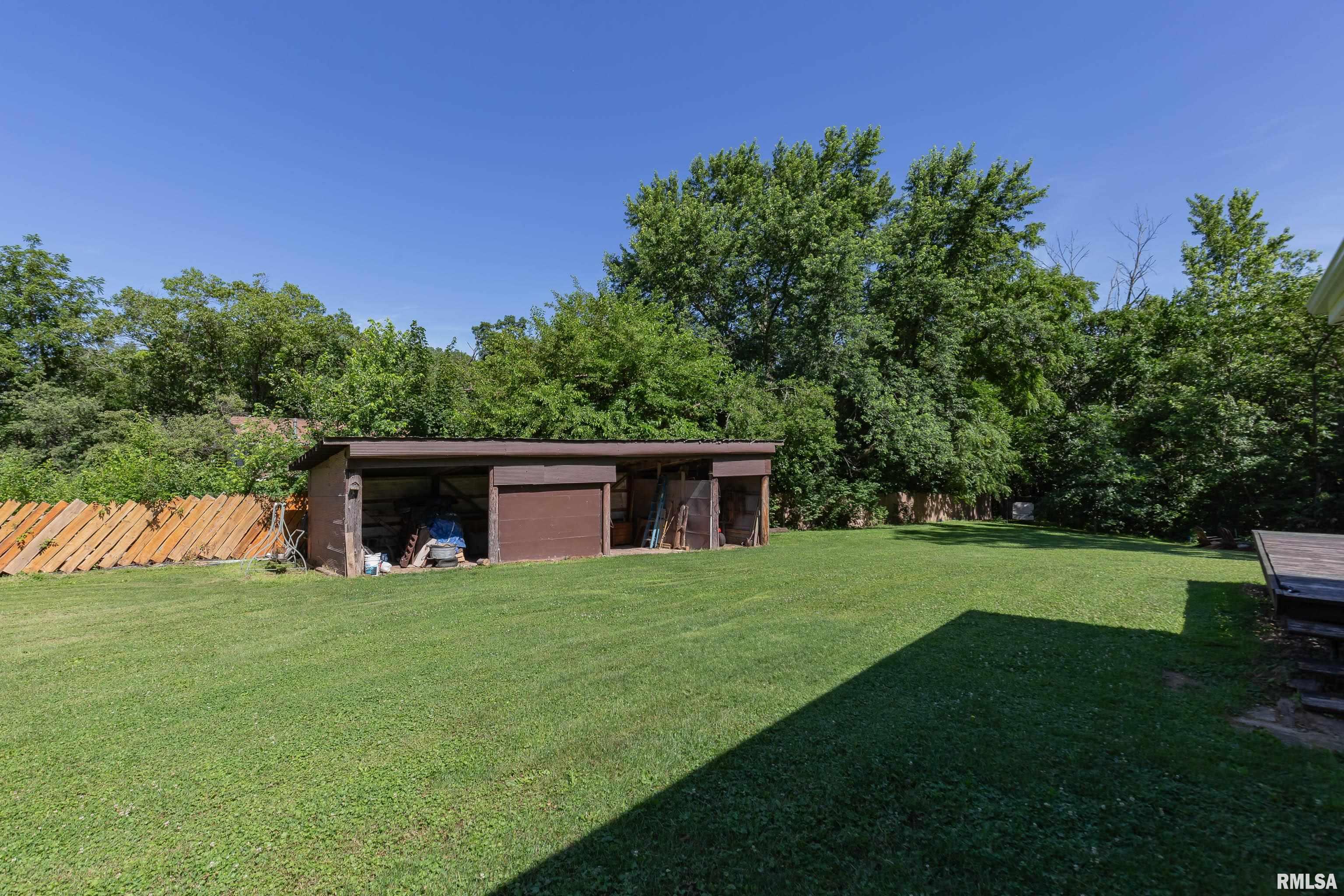 9711 106th Avenue West Taylor Ridge, IL 61284 - Photo 36 of 41 Gallery Image 36