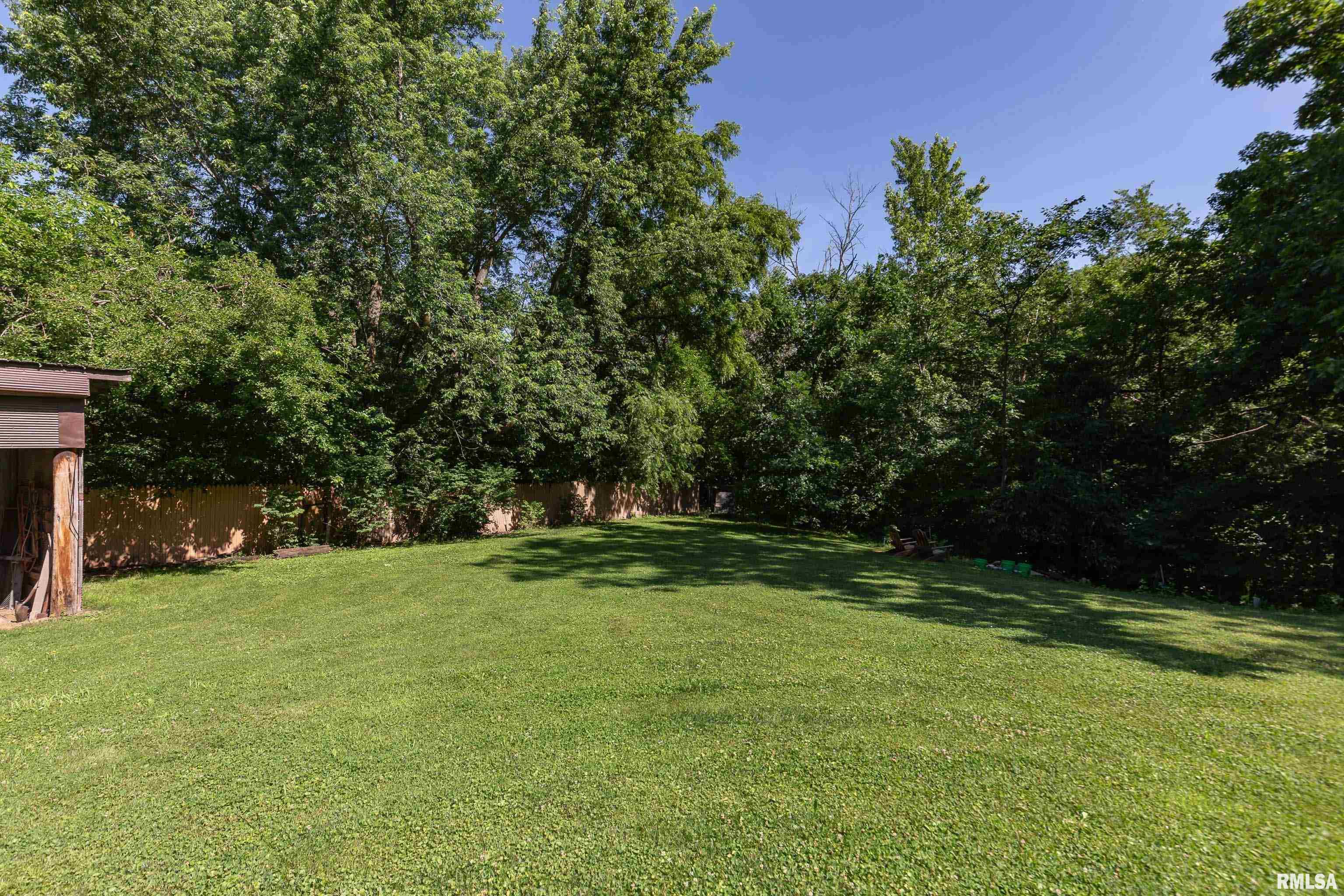 9711 106th Avenue West Taylor Ridge, IL 61284 - Photo 37 of 41 Gallery Image 37