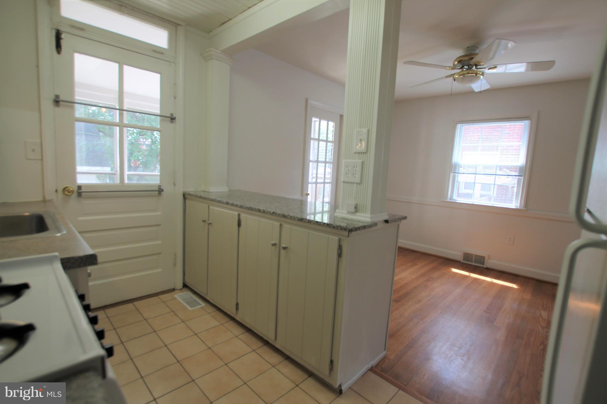 3710 1st Road South Arlington, VA 22204 - Photo 14 of 28 Kitchen