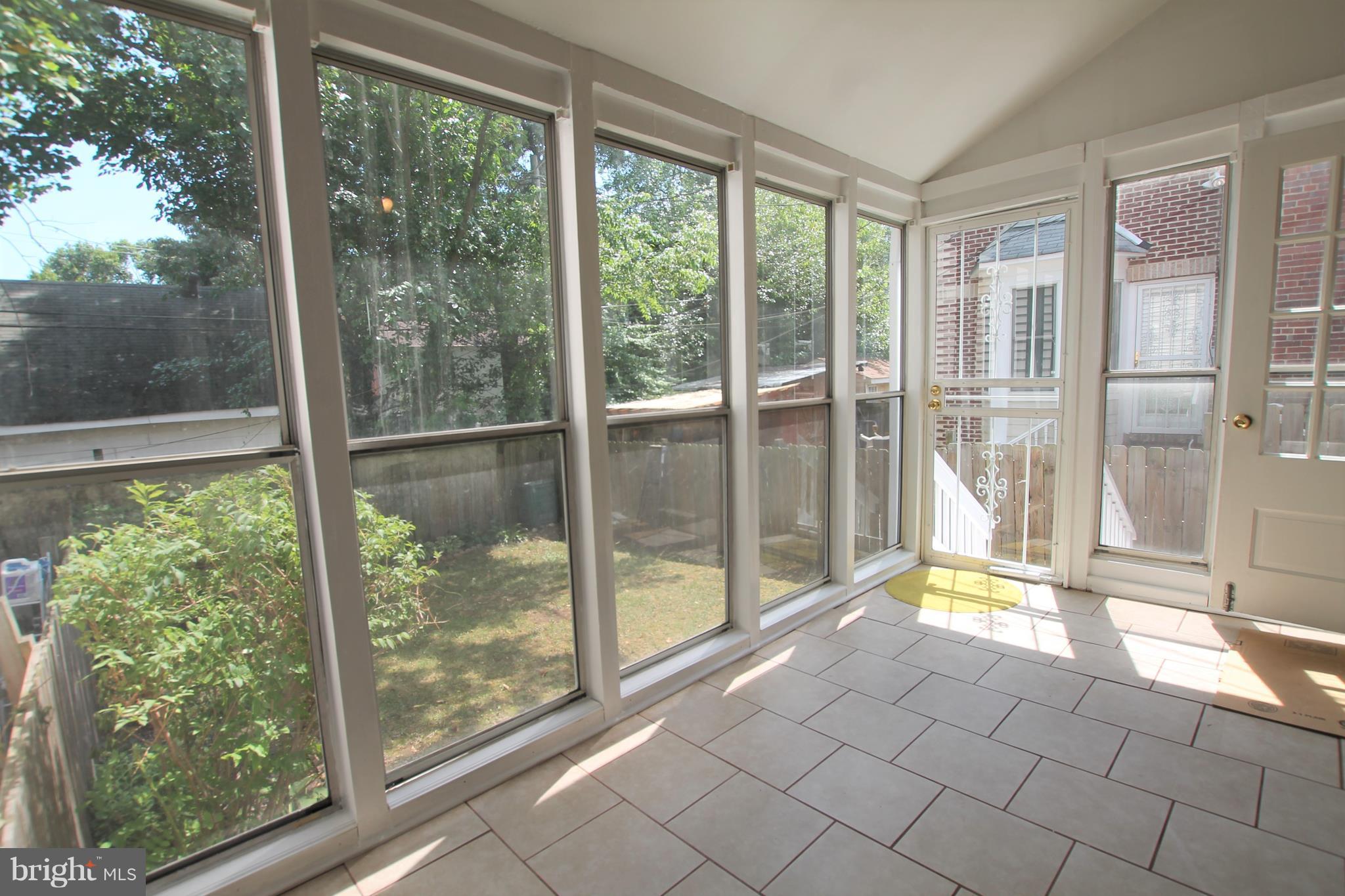 3710 1st Road South Arlington, VA 22204 - Photo 18 of 28 Exterior (Rear)