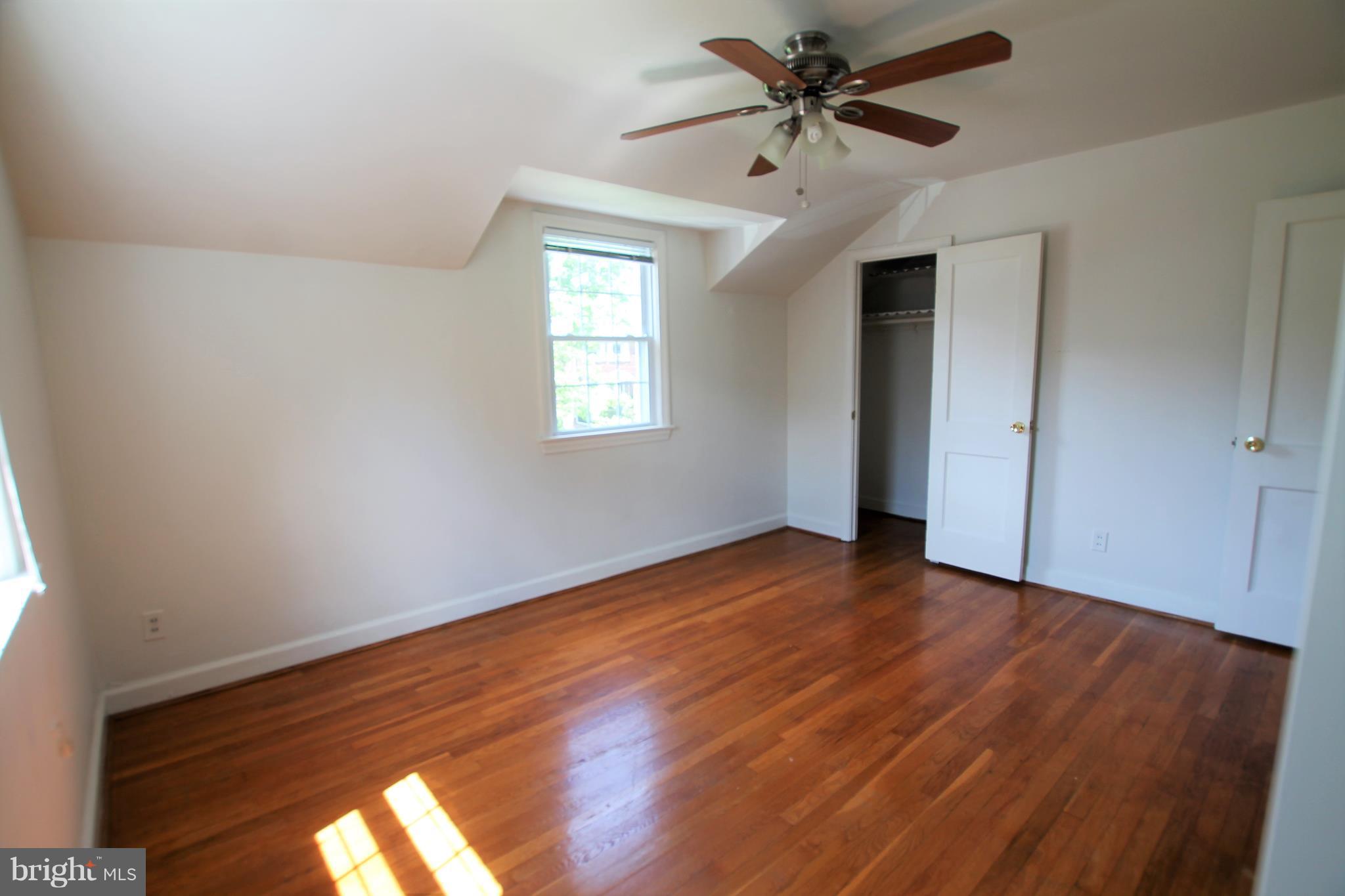 3710 1st Road South Arlington, VA 22204 - Photo 20 of 28 Bath (Master)