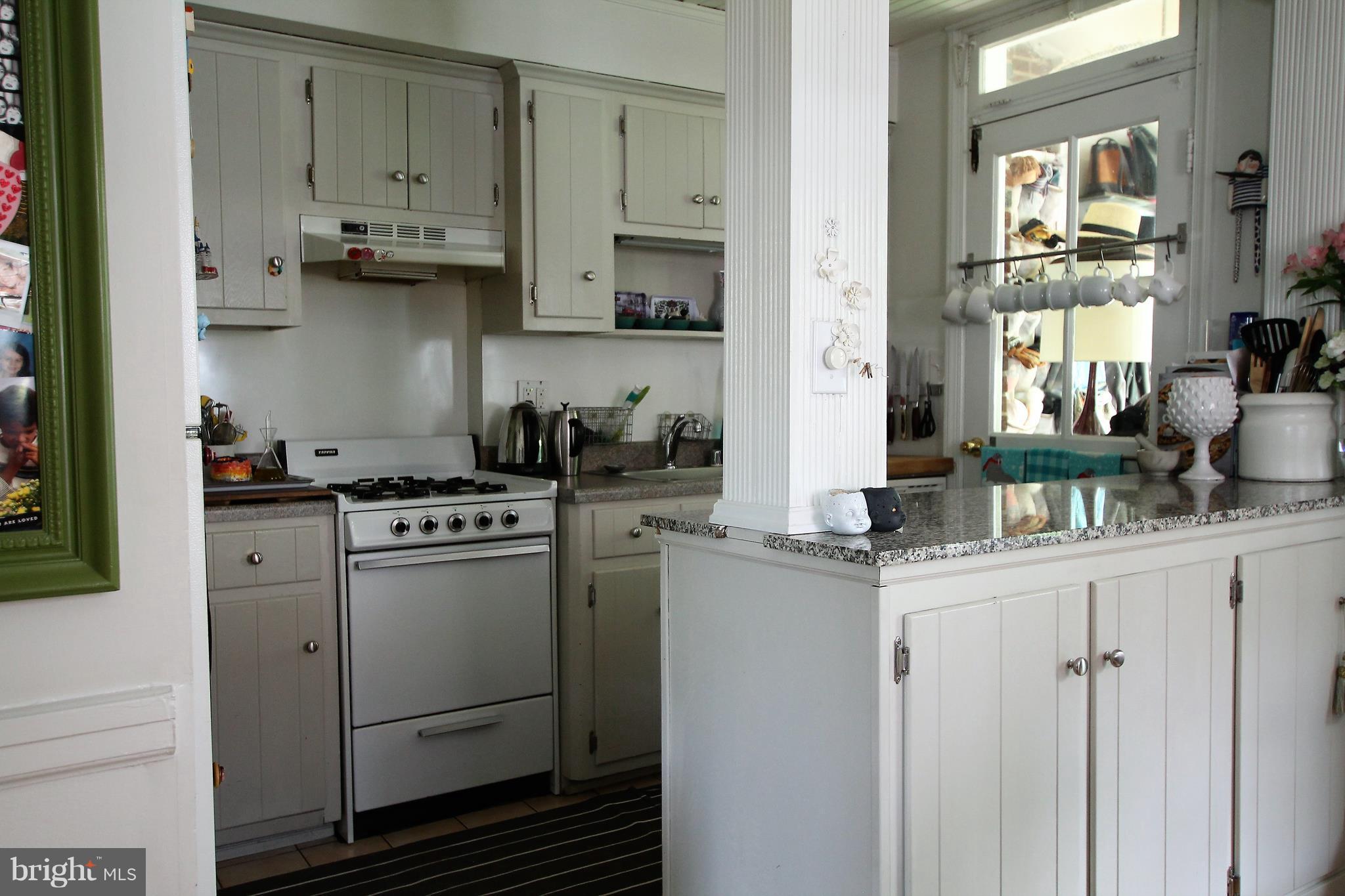 3710 1st Road South Arlington, VA 22204 - Photo 9 of 28 Kitchen