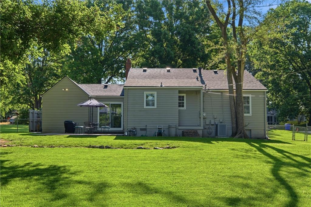 8408 Riley Street Overland Park, KS 66212 - Photo 26 of 27
