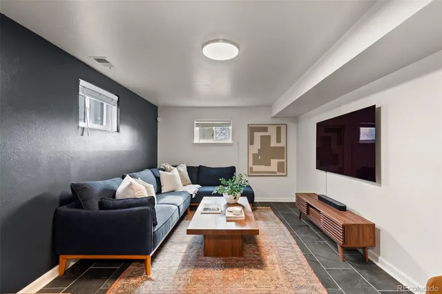 $715,000 | 1890 South Monaco Parkway, Denver, CO 80224