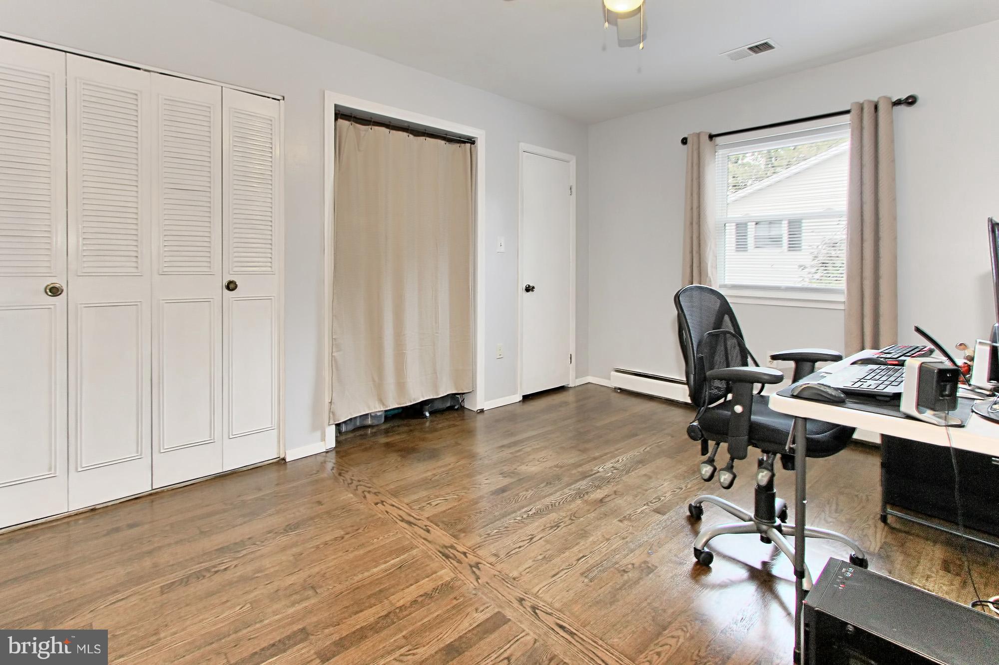 14518 Fullerton Road Woodbridge, VA 22193 - Photo 21 of 30 Bedroom