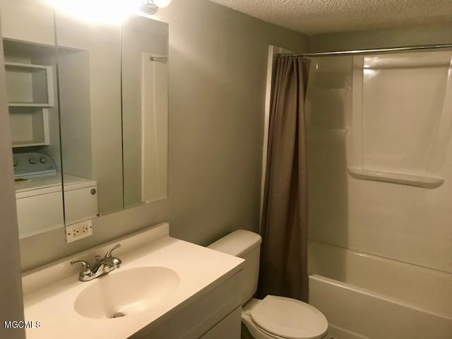 3733 Roberts Road Moss Point, MS 39562 - Photo 11 of 25 IMG_2468