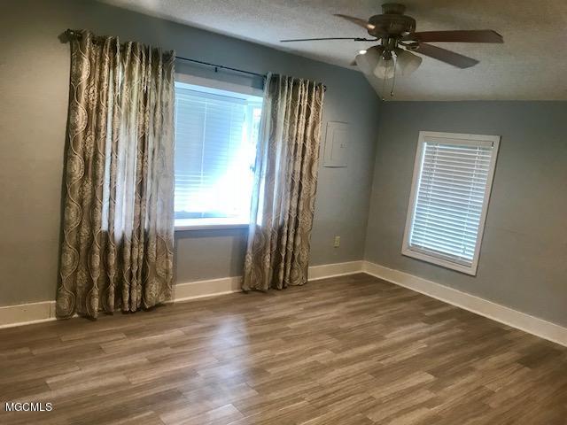 3733 Roberts Road Moss Point, MS 39562 - Photo 10 of 25 IMG_2472