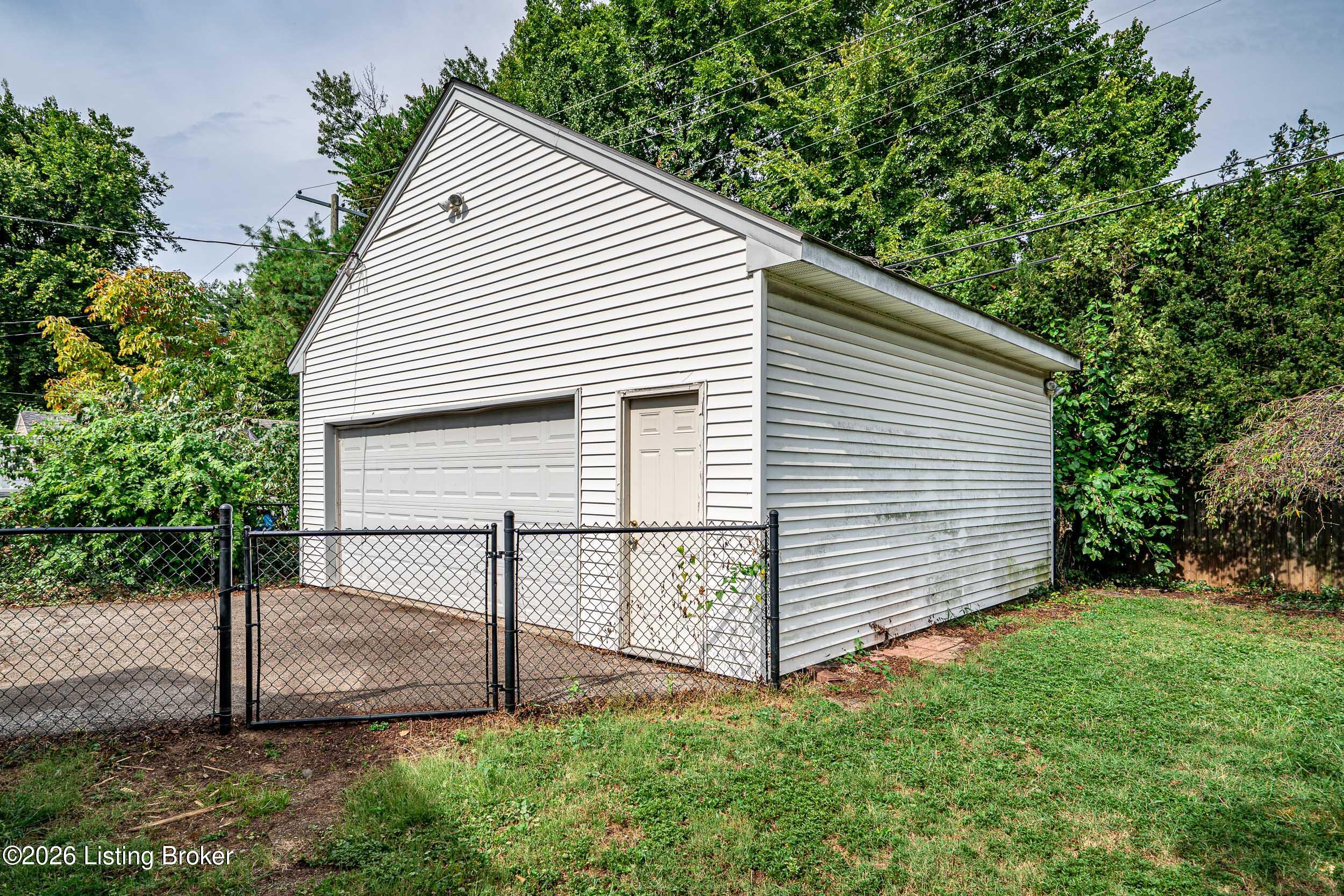 4021 Springhill Road Louisville, KY 40207 - Photo 56 of 56 4021 Springhill Rd-8
