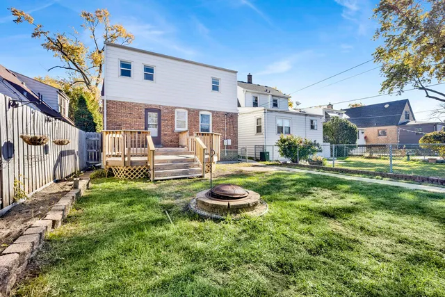 $330,000 | 9304 South Utica Avenue, Evergreen Park, IL 60805