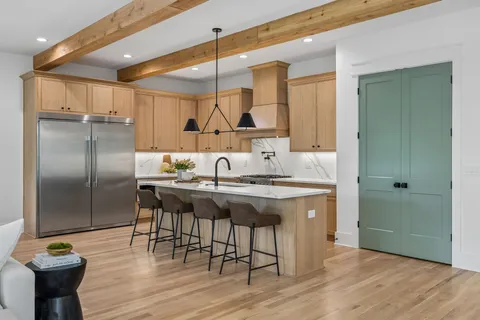 $1,250,000 | 2434 B Chapman Drive, Nashville, TN 37206