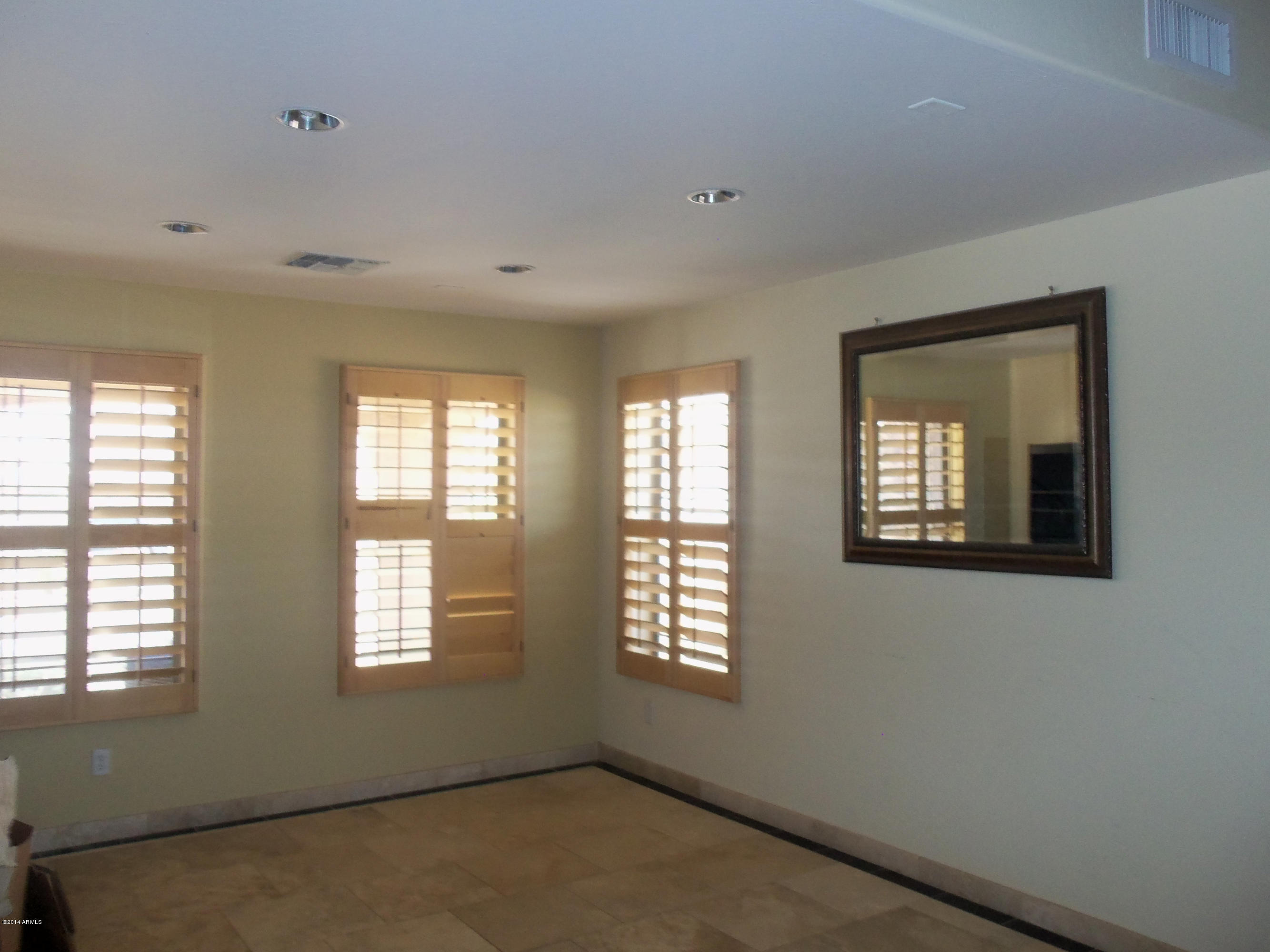 9908 West Heber Road Tolleson, AZ 85353 - Photo 7 of 63 100_2203