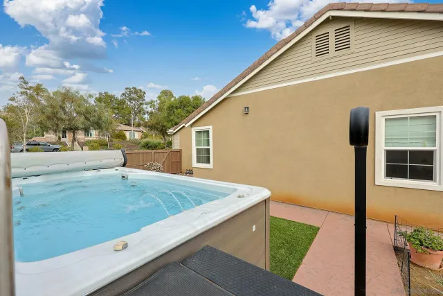 $1,200,000 | 1818 Hayden Ranch Road, Vista, CA 92084