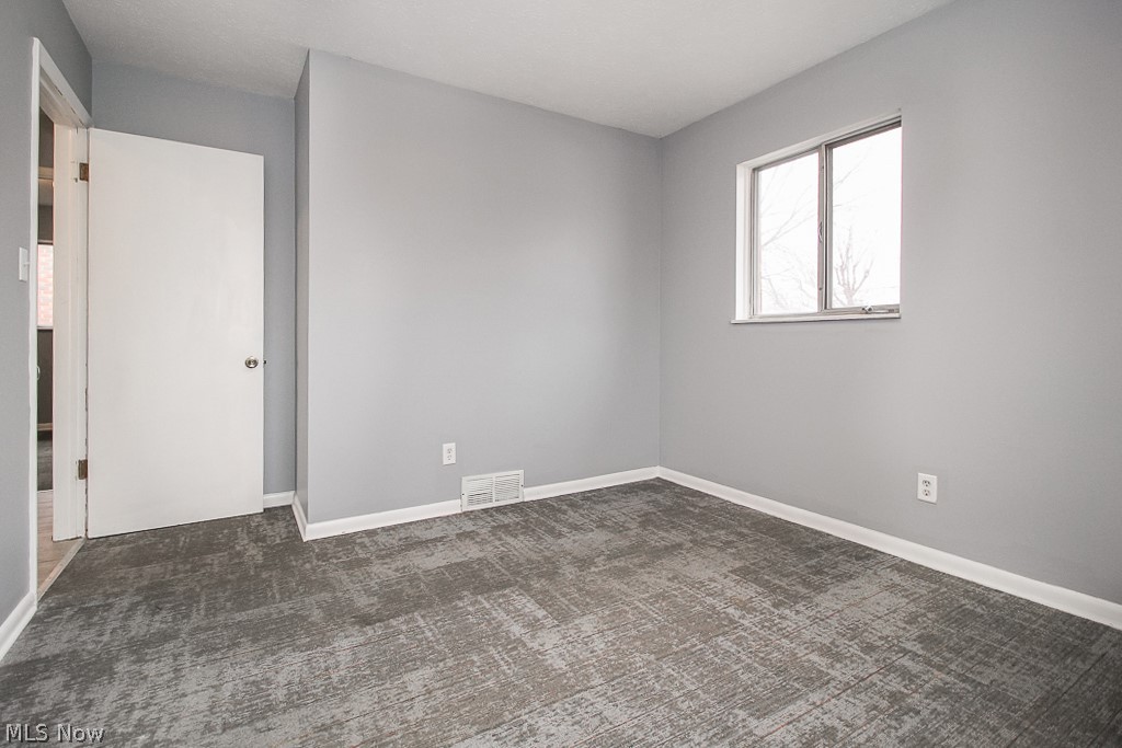 7903 Ackley Road Parma, OH 44129 - Photo 13 of 27