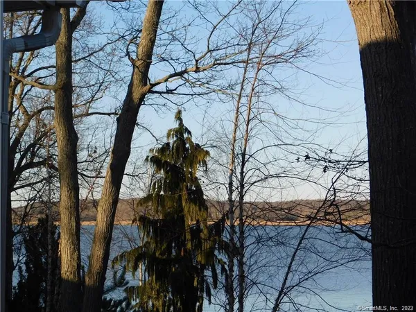 $2,100 | 14 Rocky Point Road, Unit 1, Old Saybrook, CT 06475