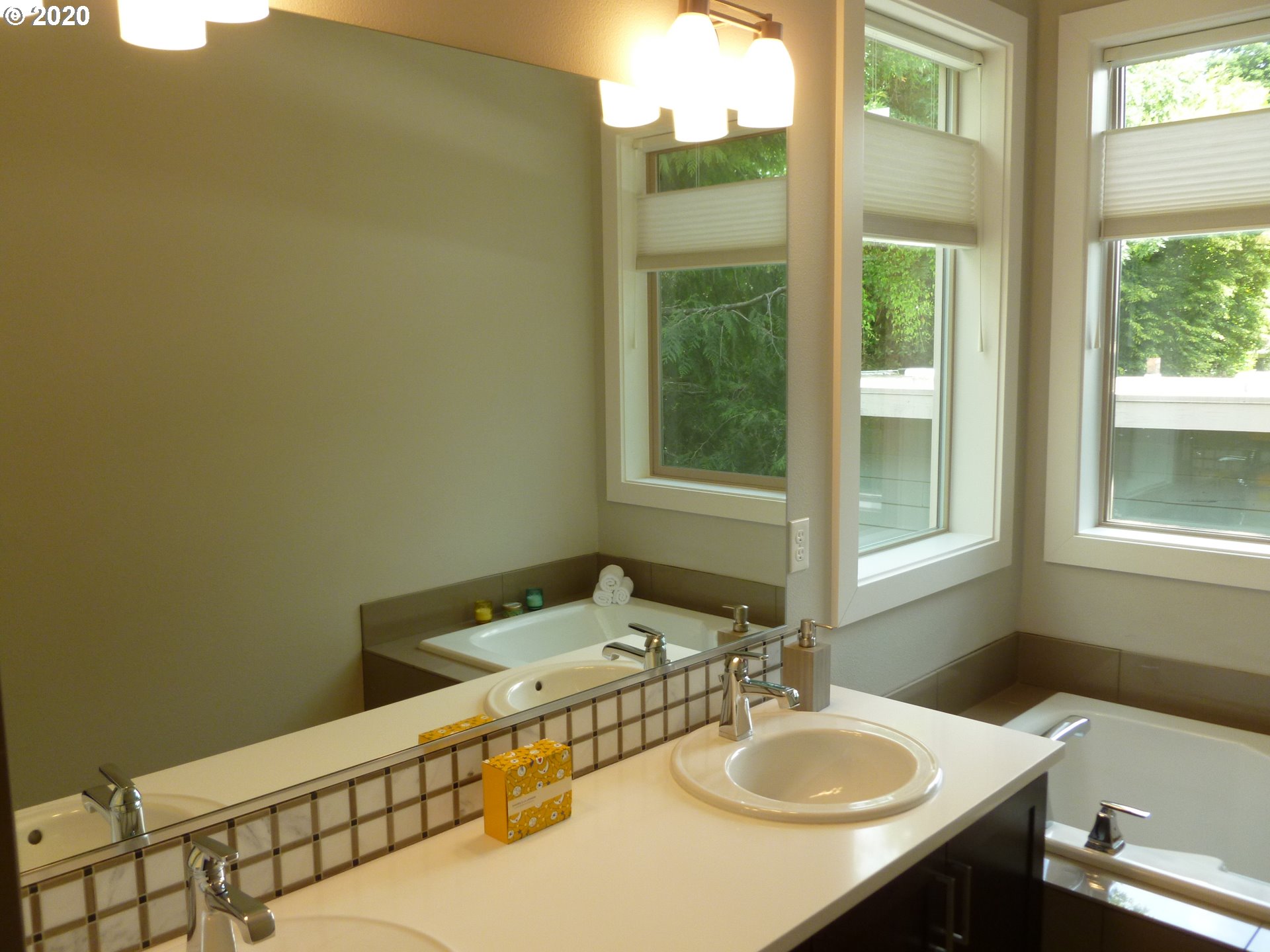 7850 Southwest Capitol Hill Road Portland, OR 97219 - Photo 15 of 32 Gallery Image 15