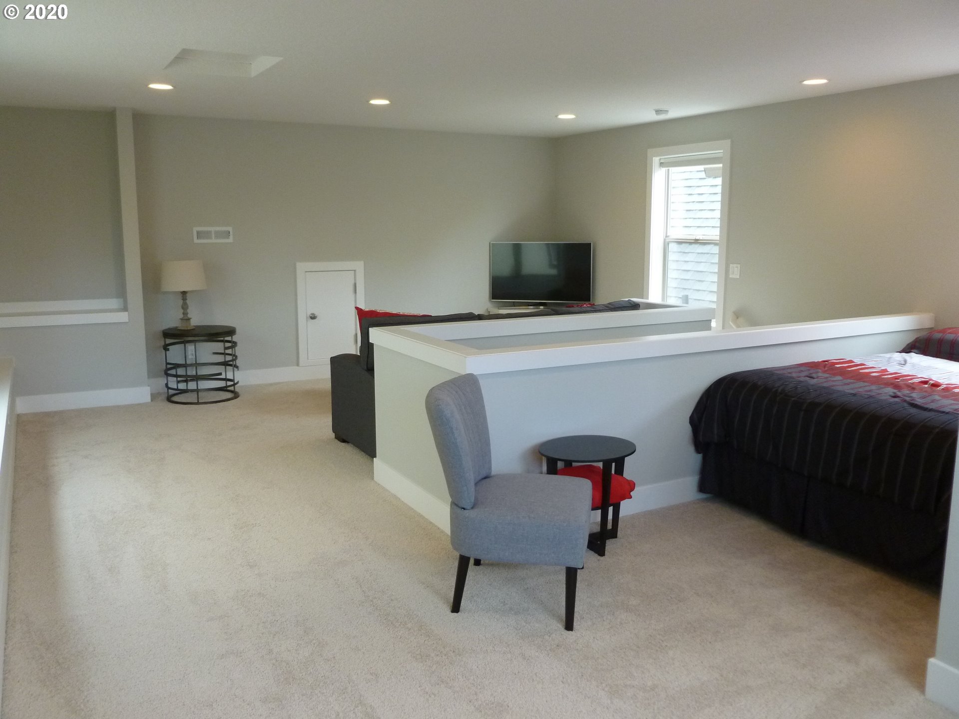7850 Southwest Capitol Hill Road Portland, OR 97219 - Photo 28 of 32 Gallery Image 28