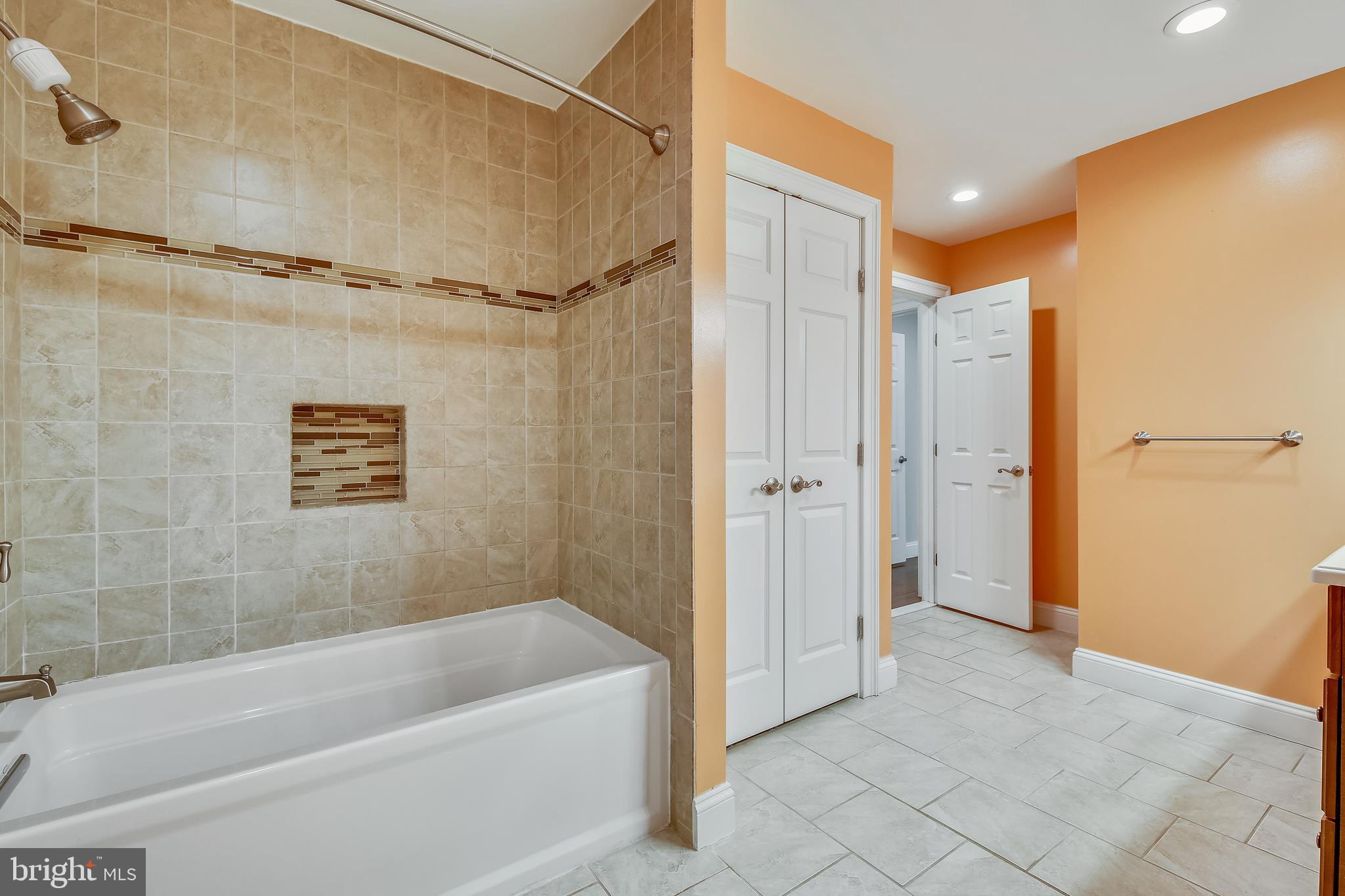 10603 Brunswick Avenue Silver Spring, MD 20902 - Photo 18 of 40 Upper Floor Bathroom 1