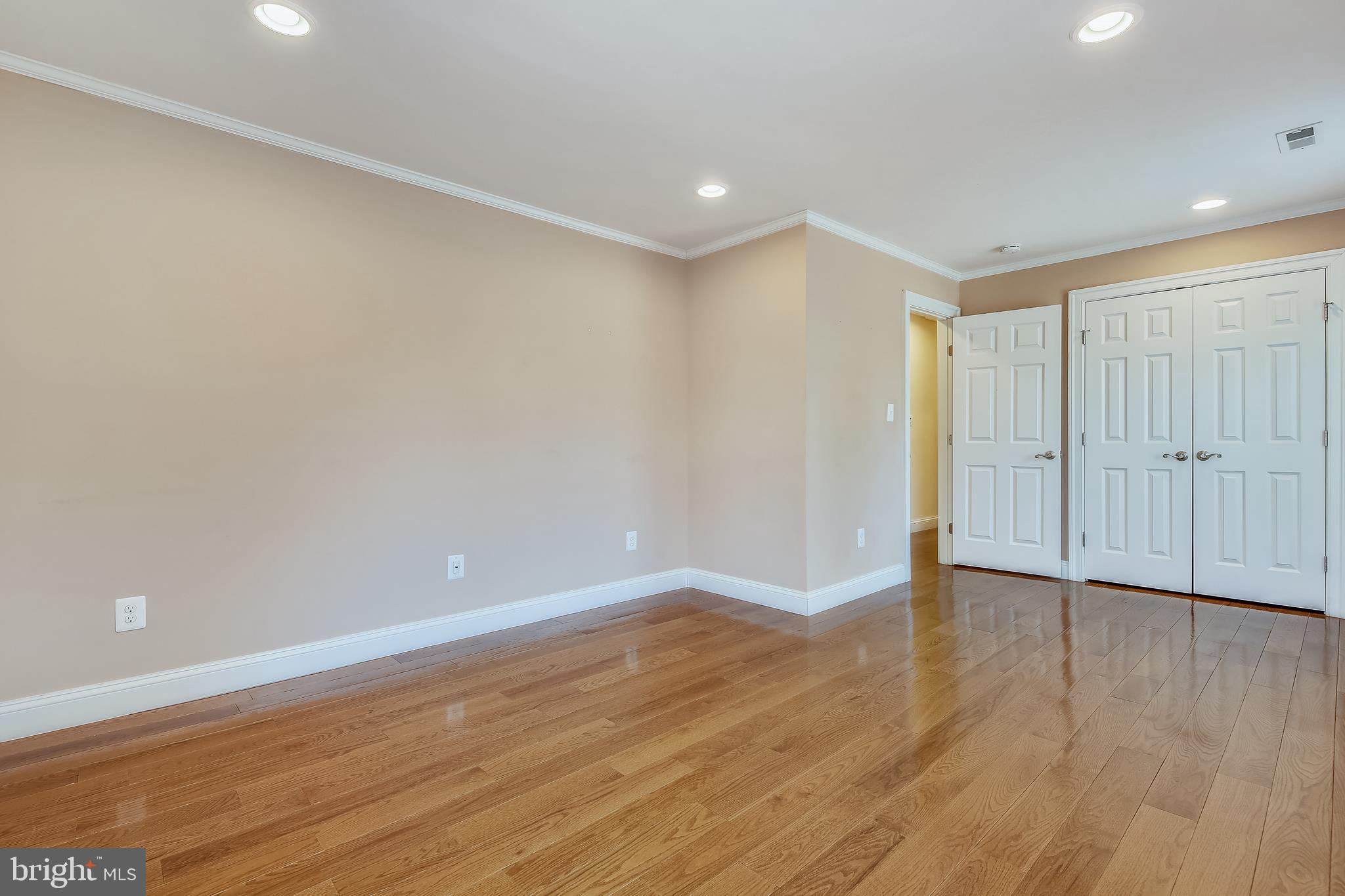 10603 Brunswick Avenue Silver Spring, MD 20902 - Photo 20 of 40 Upper Level Bedroom 2