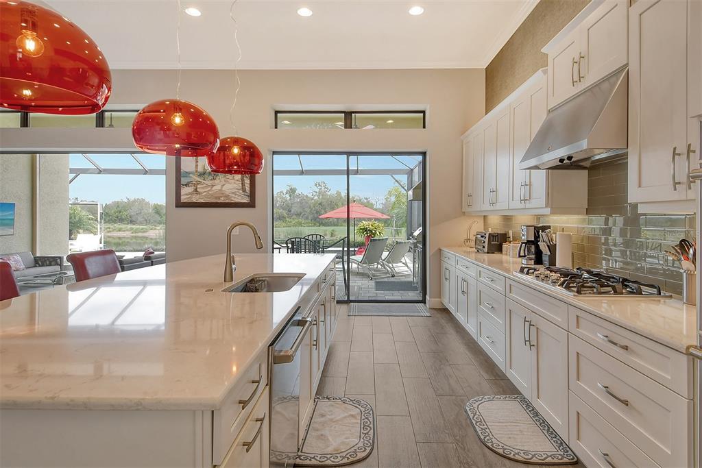 4735 Cabreo Court Lakewood Ranch, FL 34211 - Photo 15 of 98