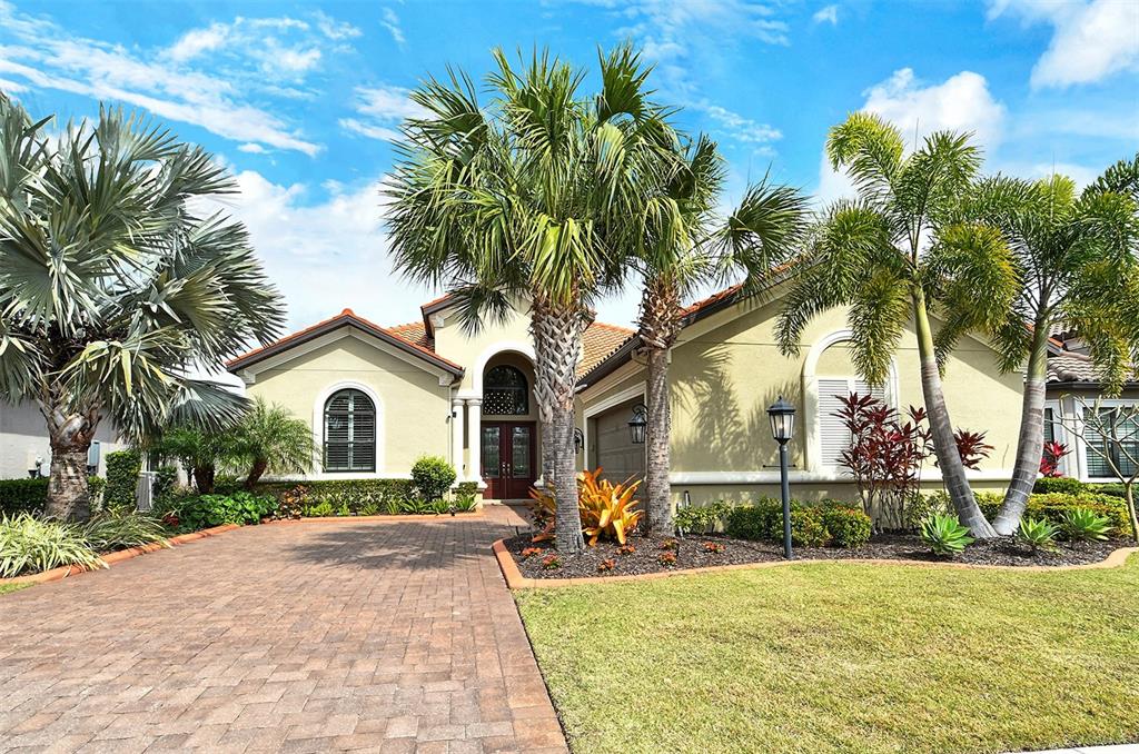 4735 Cabreo Court Lakewood Ranch, FL 34211 - Photo 2 of 98