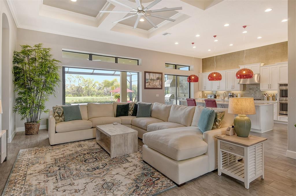 4735 Cabreo Court Lakewood Ranch, FL 34211 - Photo 9 of 98