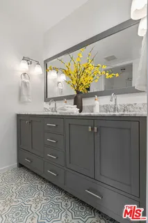 $1,595,000 | 4460 Stansbury Avenue, Sherman Oaks, CA 91423