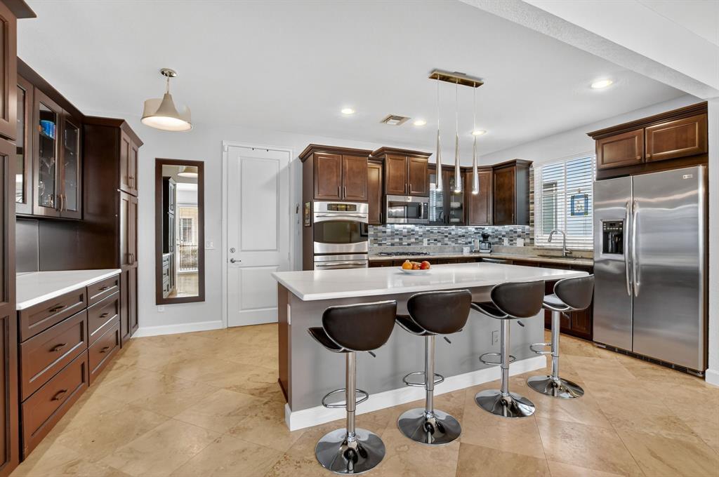 591 Northwest Library Commons Way Boca Raton, FL 33432 - Photo 29 of 75 Natural gas range, dryer, and water heater. Rare bonus!