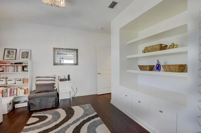 $1,300,000 | 591 Northwest Library Commons Way, Boca Raton, FL 33432