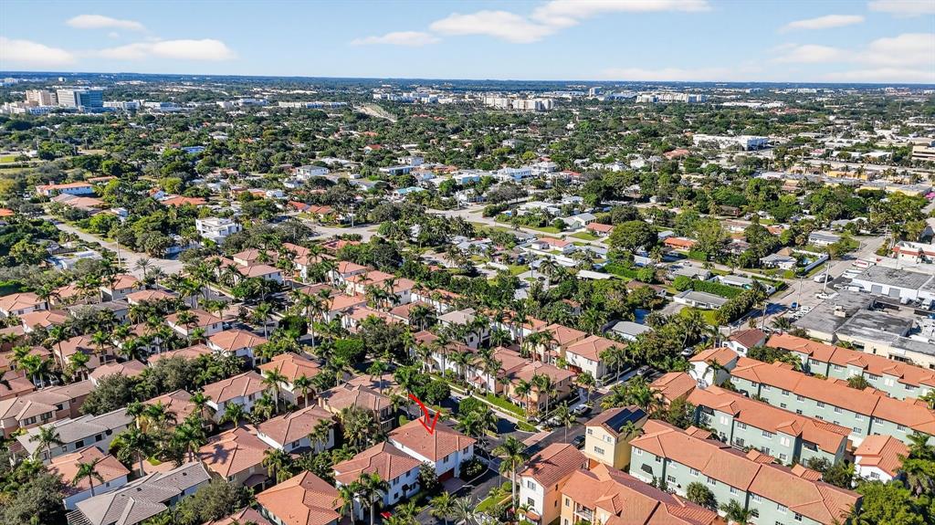 591 Northwest Library Commons Way Boca Raton, FL 33432 - Photo 68 of 75 an aerial view of multiple house