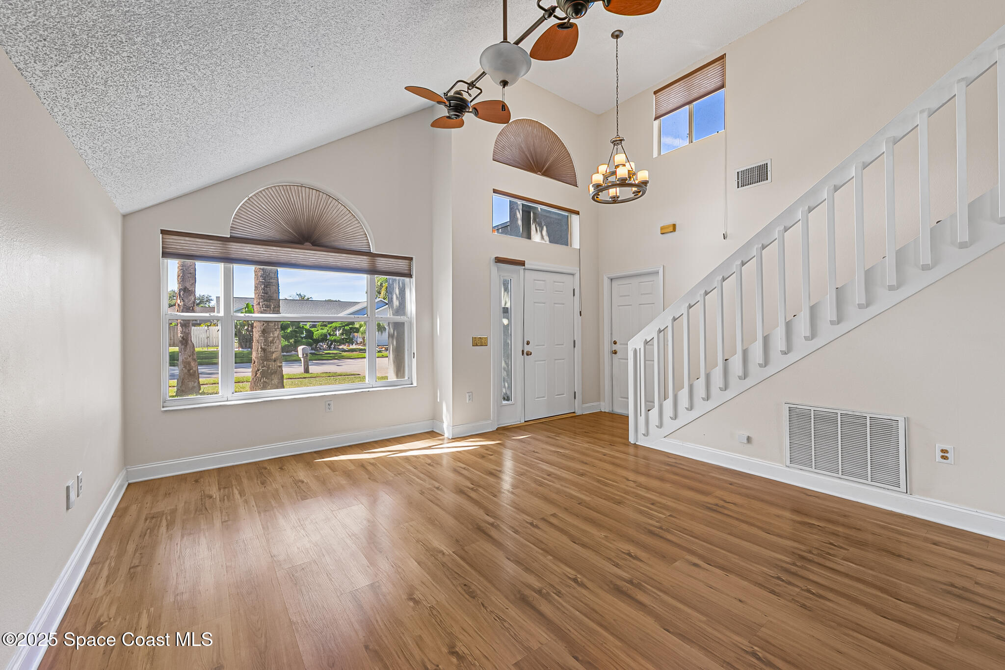 822 Emerald Way Rockledge, FL 32955 - Photo 12 of 59 20251128 822 Emerald Way Rockledge TARAN