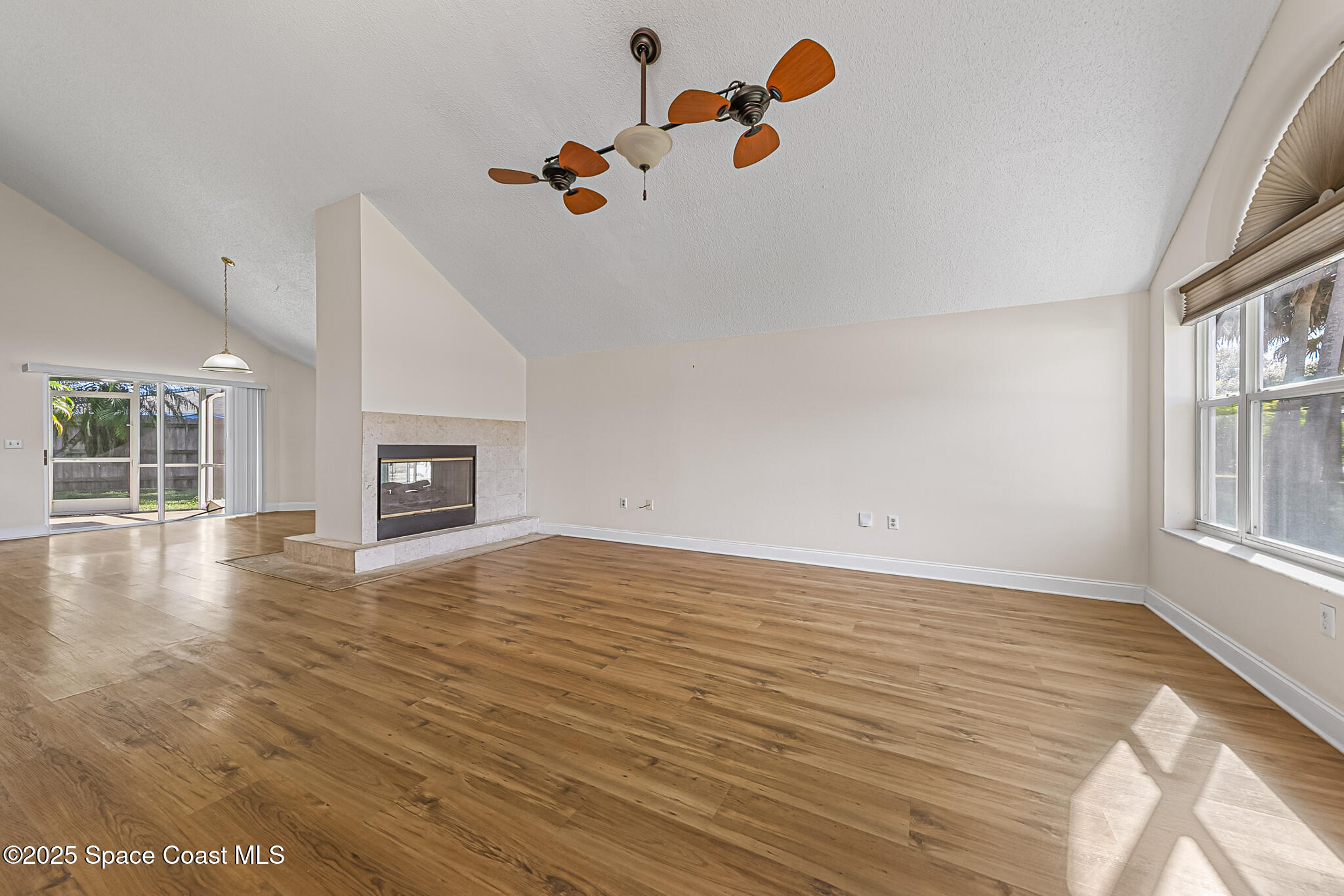 822 Emerald Way Rockledge, FL 32955 - Photo 10 of 59 20251128 822 Emerald Way Rockledge TARAN