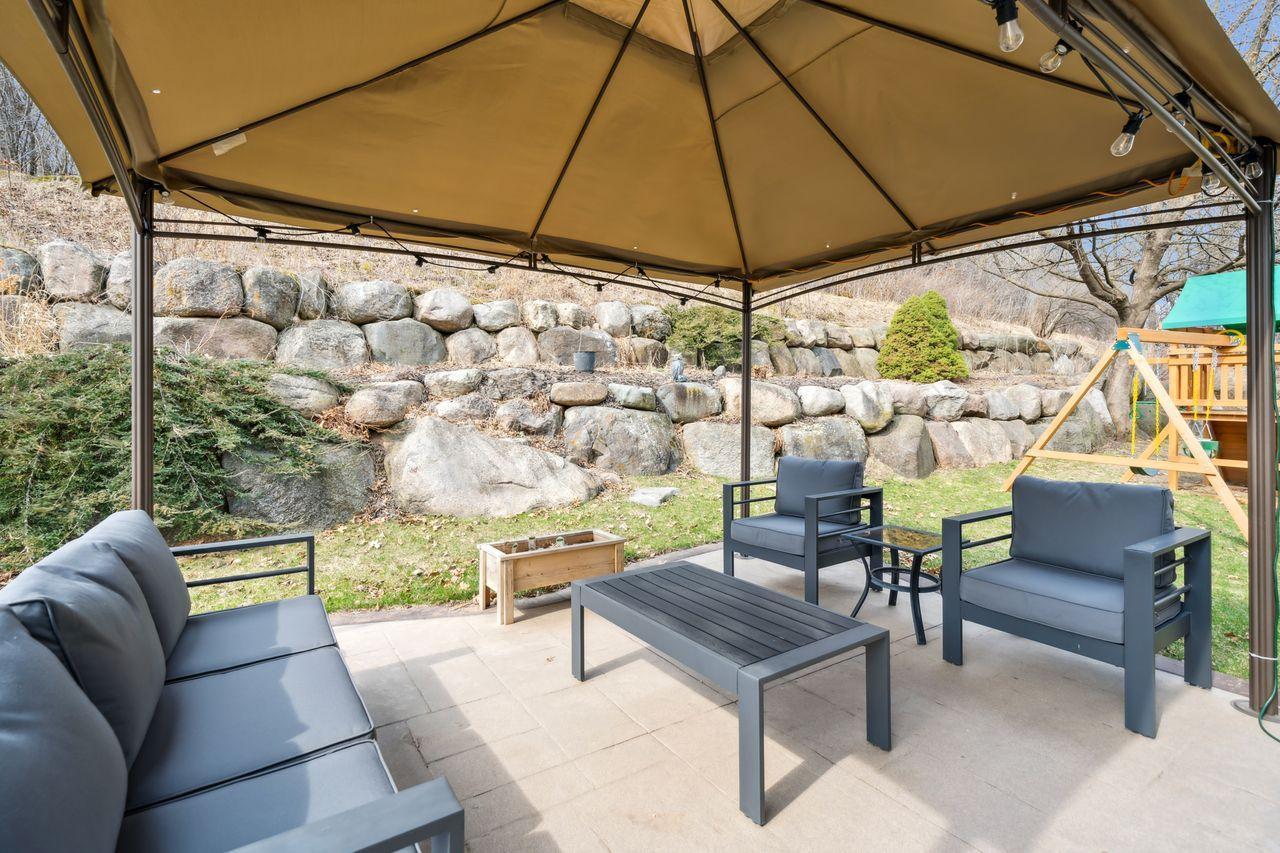 688 Falcon Ridge Road Woodbury, MN 55125 - Photo 28 of 36 Gallery Image 28