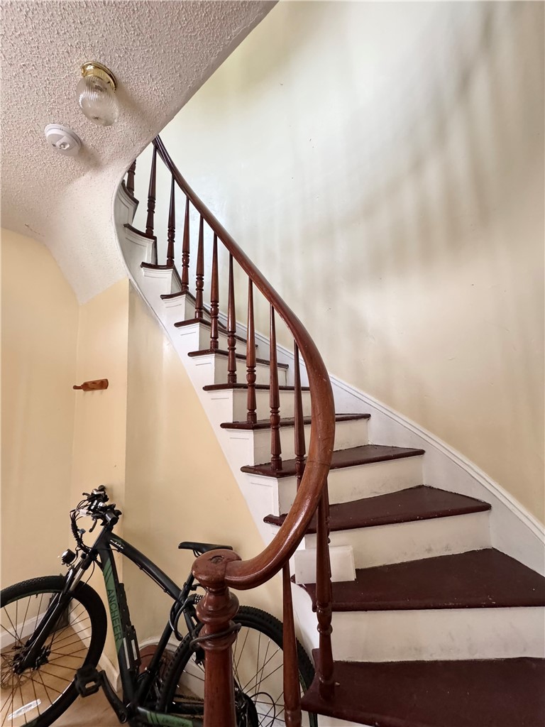 166 Bath Street Providence, RI 02908 - Photo 19 of 23