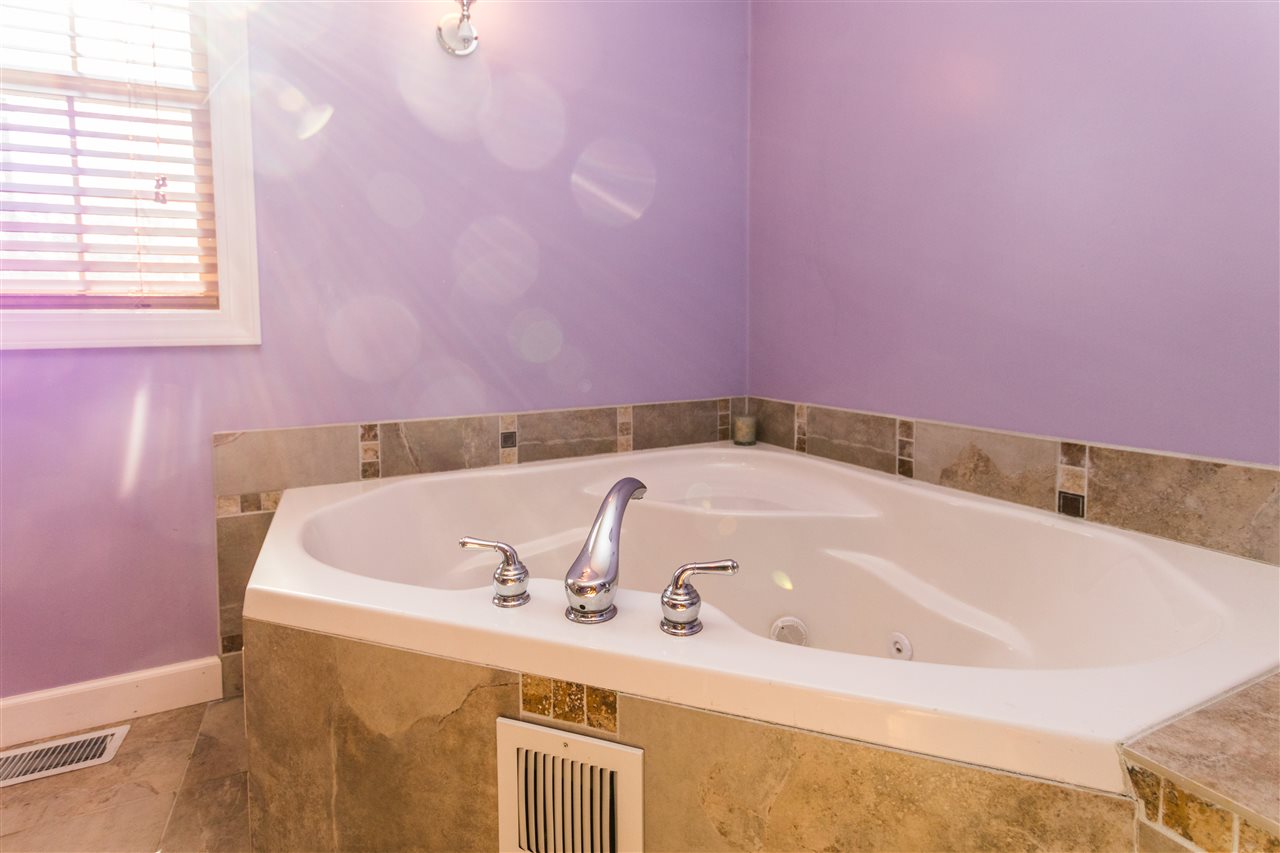 30010 East Manito Road Manito, IL 61546 - Photo 21 of 35 Gallery Image 21