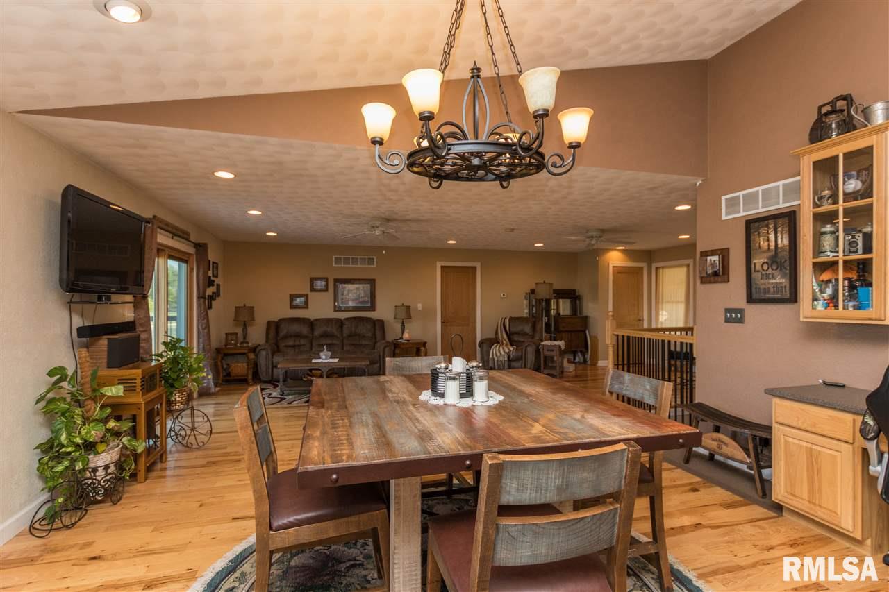 30010 East Manito Road Manito, IL 61546 - Photo 8 of 35 Gallery Image 8