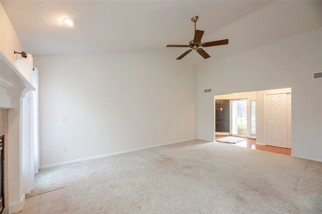 $285,000 | 48 Leamington Circle, Greece, NY 14626