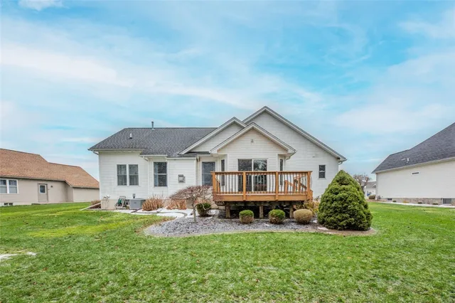 $285,000 | 48 Leamington Circle, Greece, NY 14626