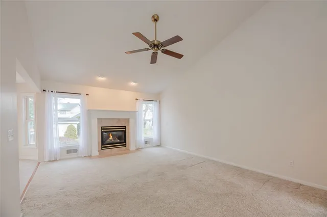 $285,000 | 48 Leamington Circle, Greece, NY 14626